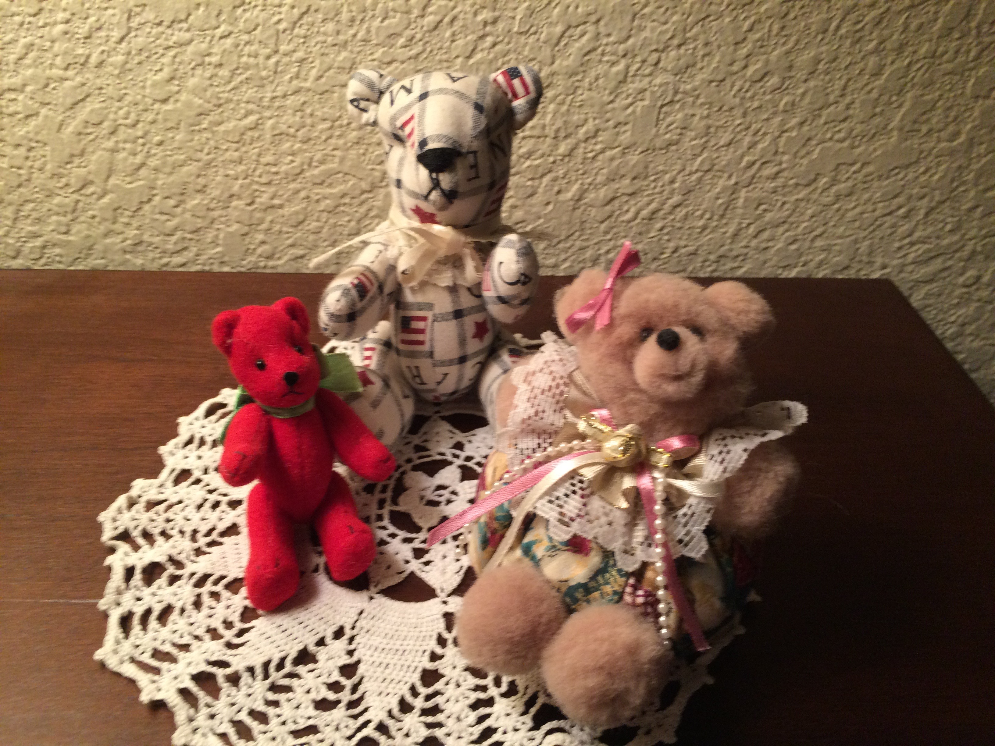 Vintage 1988 Trio of Miniature Hand-made Teddy Bears by Annabelle\'s Angels